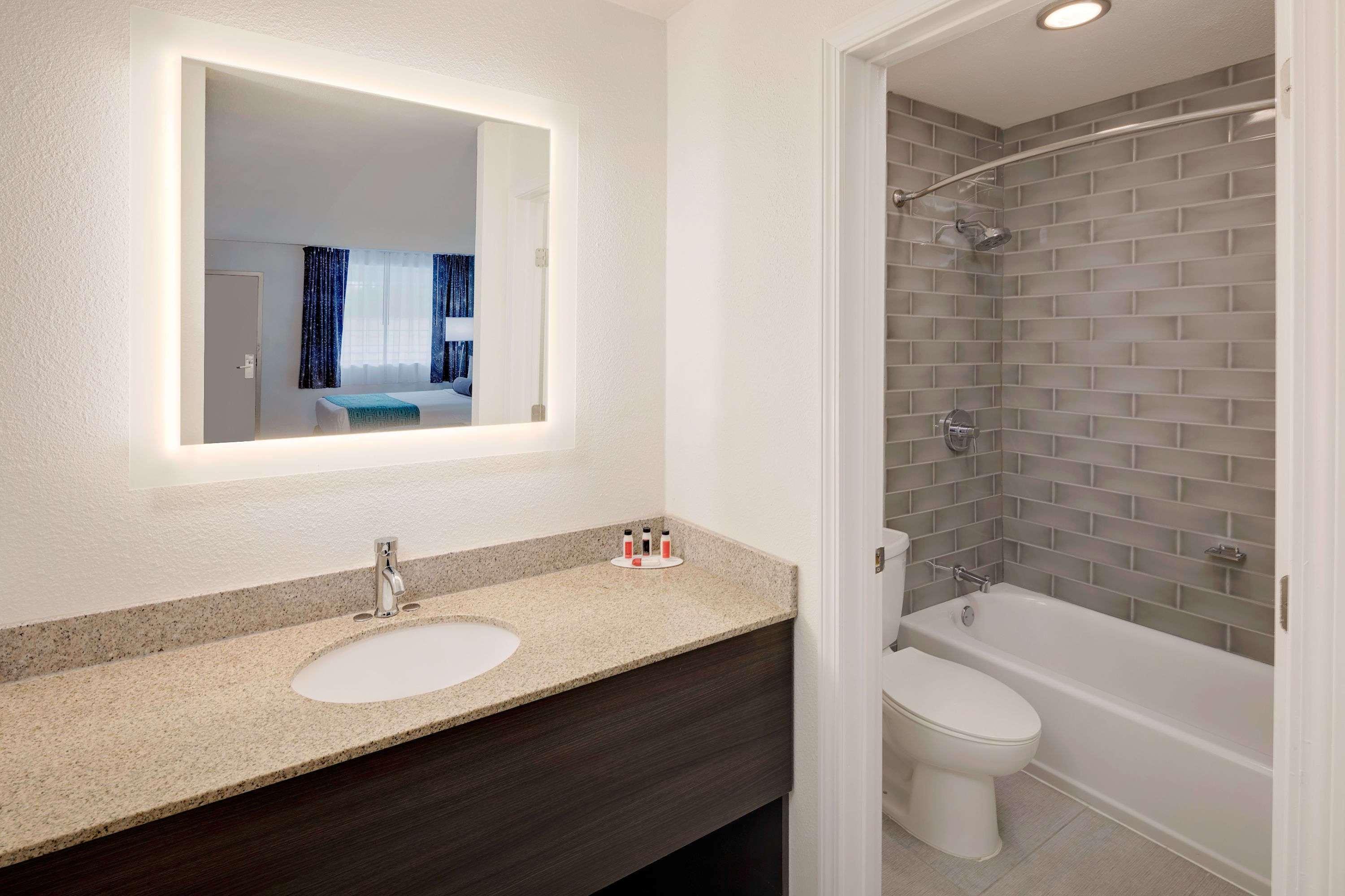 Howard Johnson By Wyndham Firenze Esterno foto